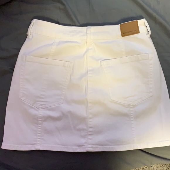 White denim American Eagle’s size, size 4 - Picture 4 of 4